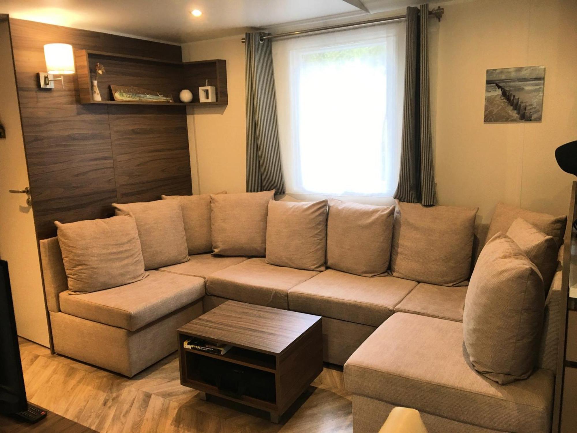 Mobilhome Familial 6 A 7 P 3 Chambres 42 M2 Saint Brevin Les Pierres Couchees Buitenkant foto