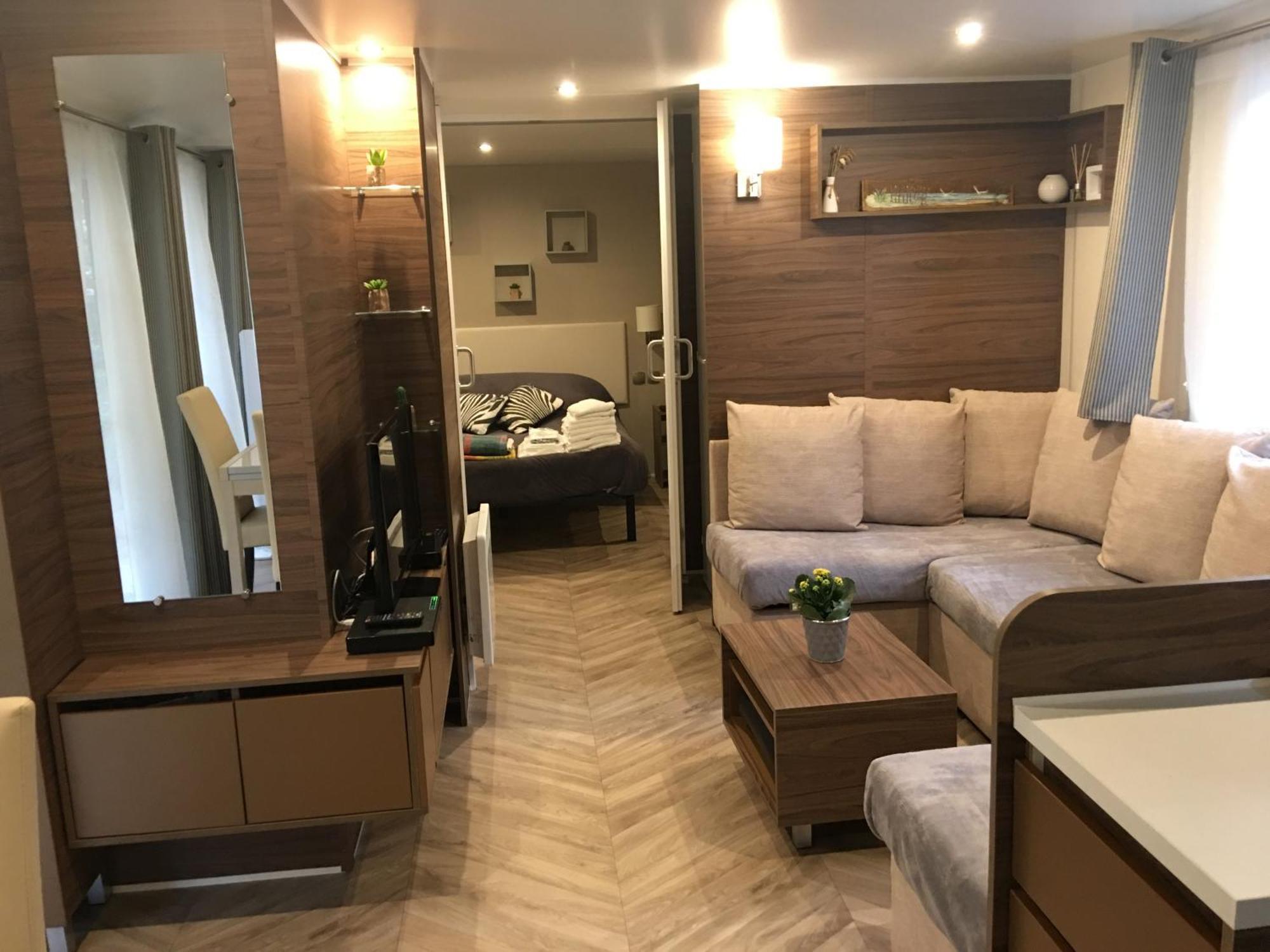 Mobilhome Familial 6 A 7 P 3 Chambres 42 M2 Saint Brevin Les Pierres Couchees Buitenkant foto