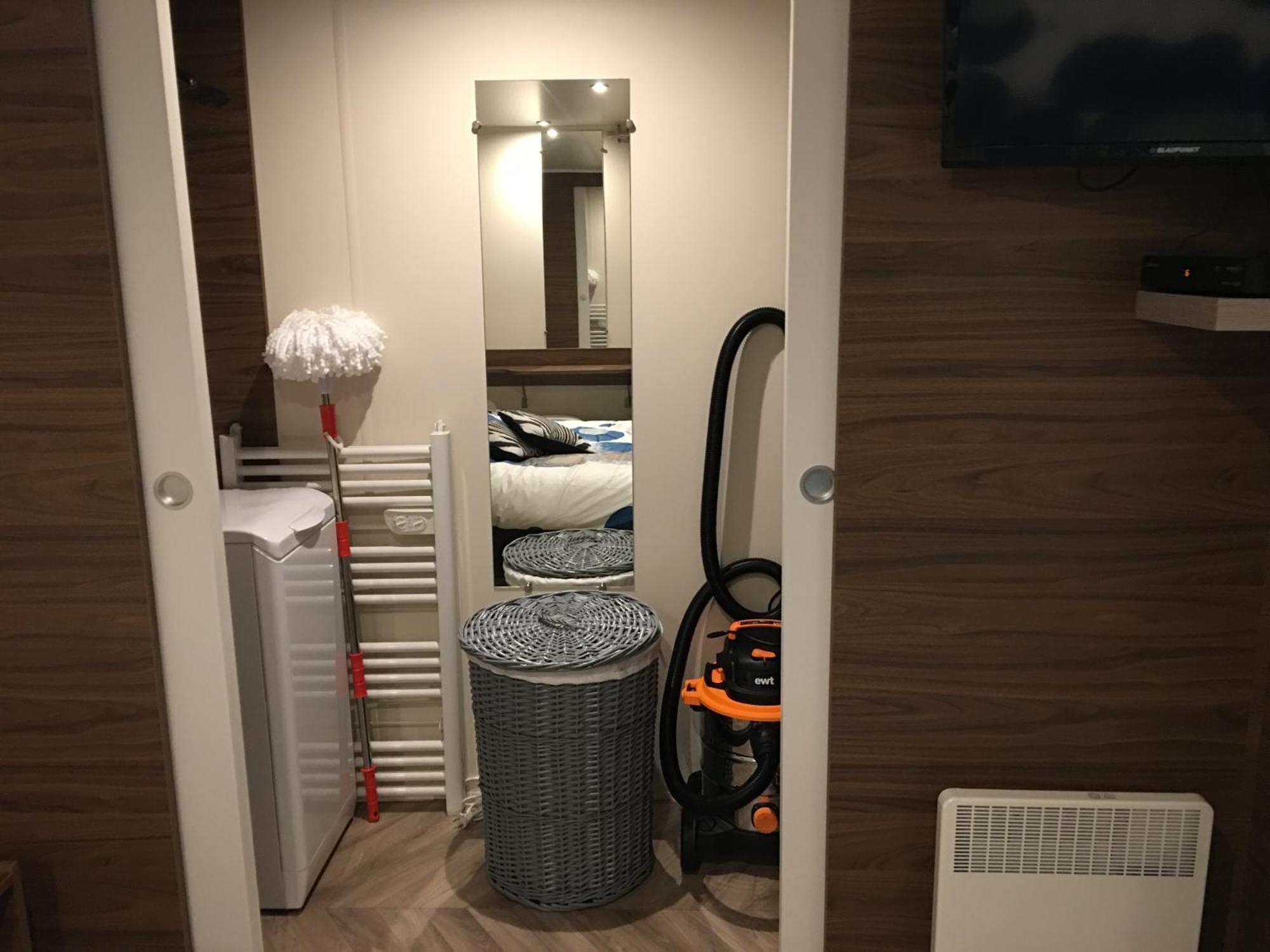 Mobilhome Familial 6 A 7 P 3 Chambres 42 M2 Saint Brevin Les Pierres Couchees Buitenkant foto